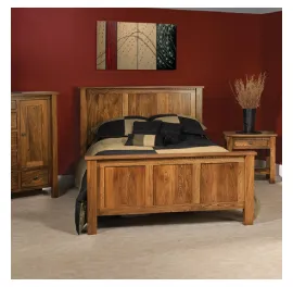 Lindholt Collection